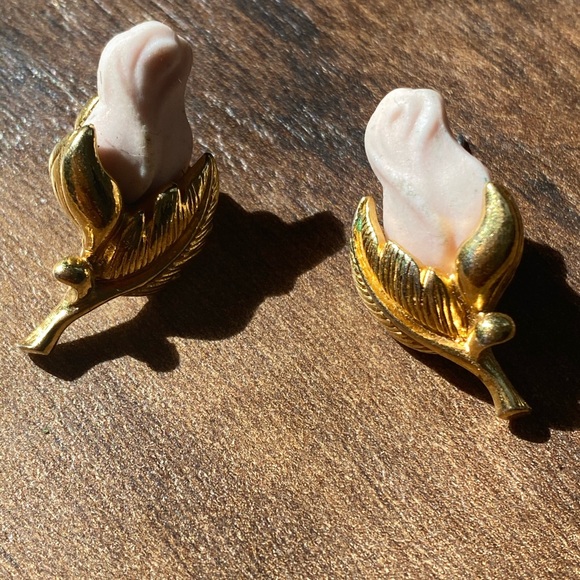 VINTAGE ROSE GOLD STUDS - Picture 3 of 3